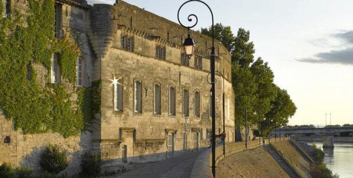 Joli Mazet Provençal de Camargue Arles Exterior foto